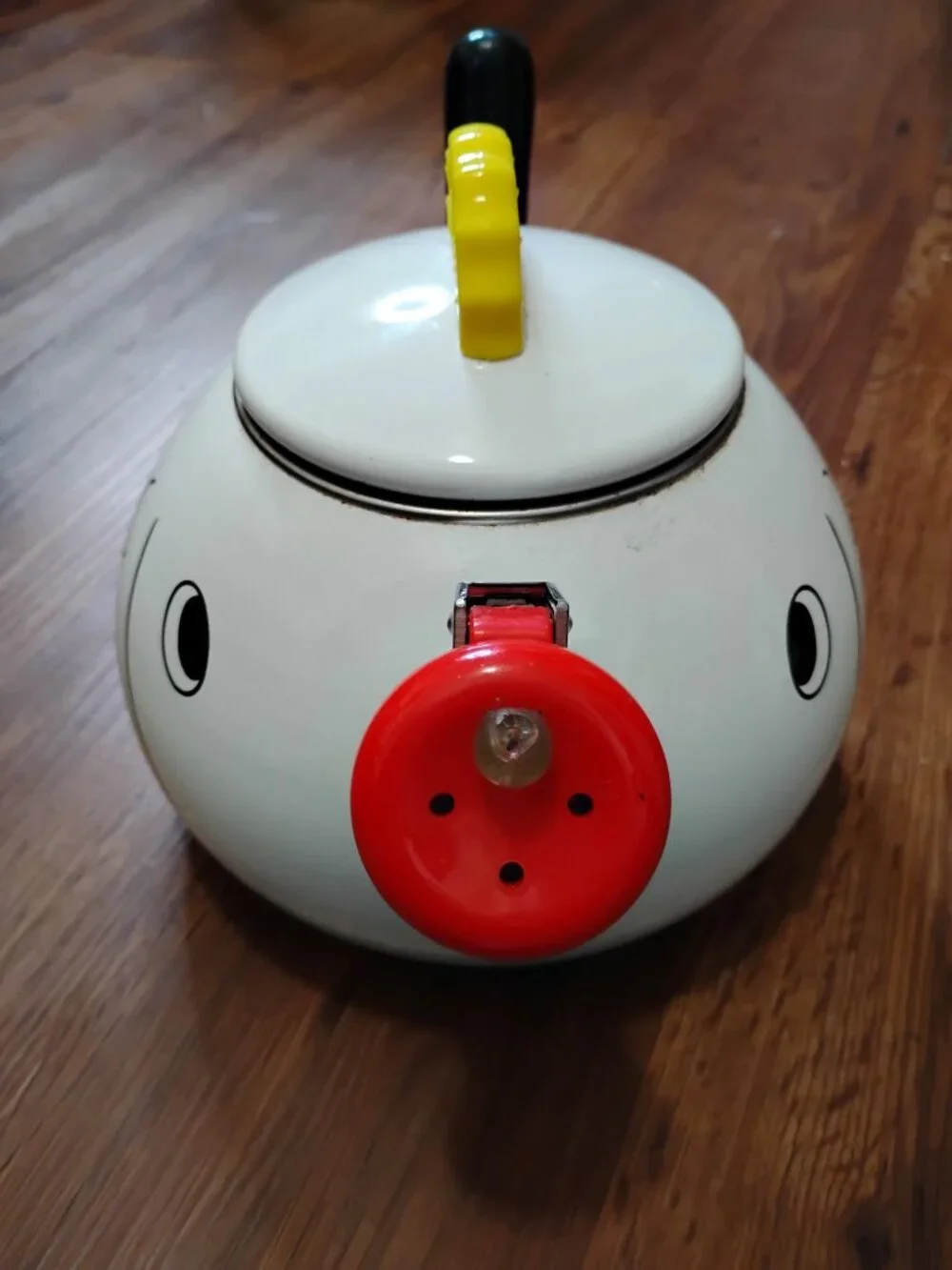 Vintage Kamenstein Fish Tea Kettle Pot